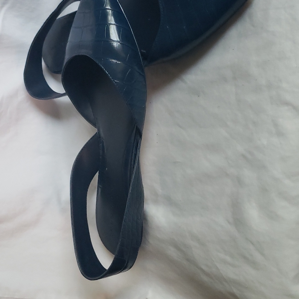 Zara Basic Collection Flats - image 3